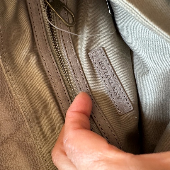 New - Ann Taylor Taupe real suede Leather Shoulder Bag - Picture 4 of 10